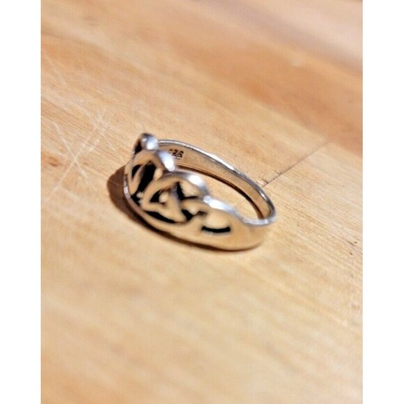 Celtic Knot Sterling Silver Ring Band Artisan Craft Quality Ring sz 6 - Picture 3 of 15